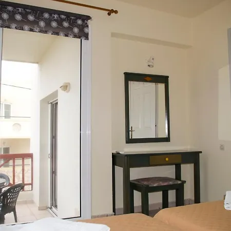 Elina Apartment *